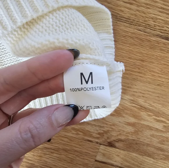 Flower sweater size Medium - Picture 2 of 2